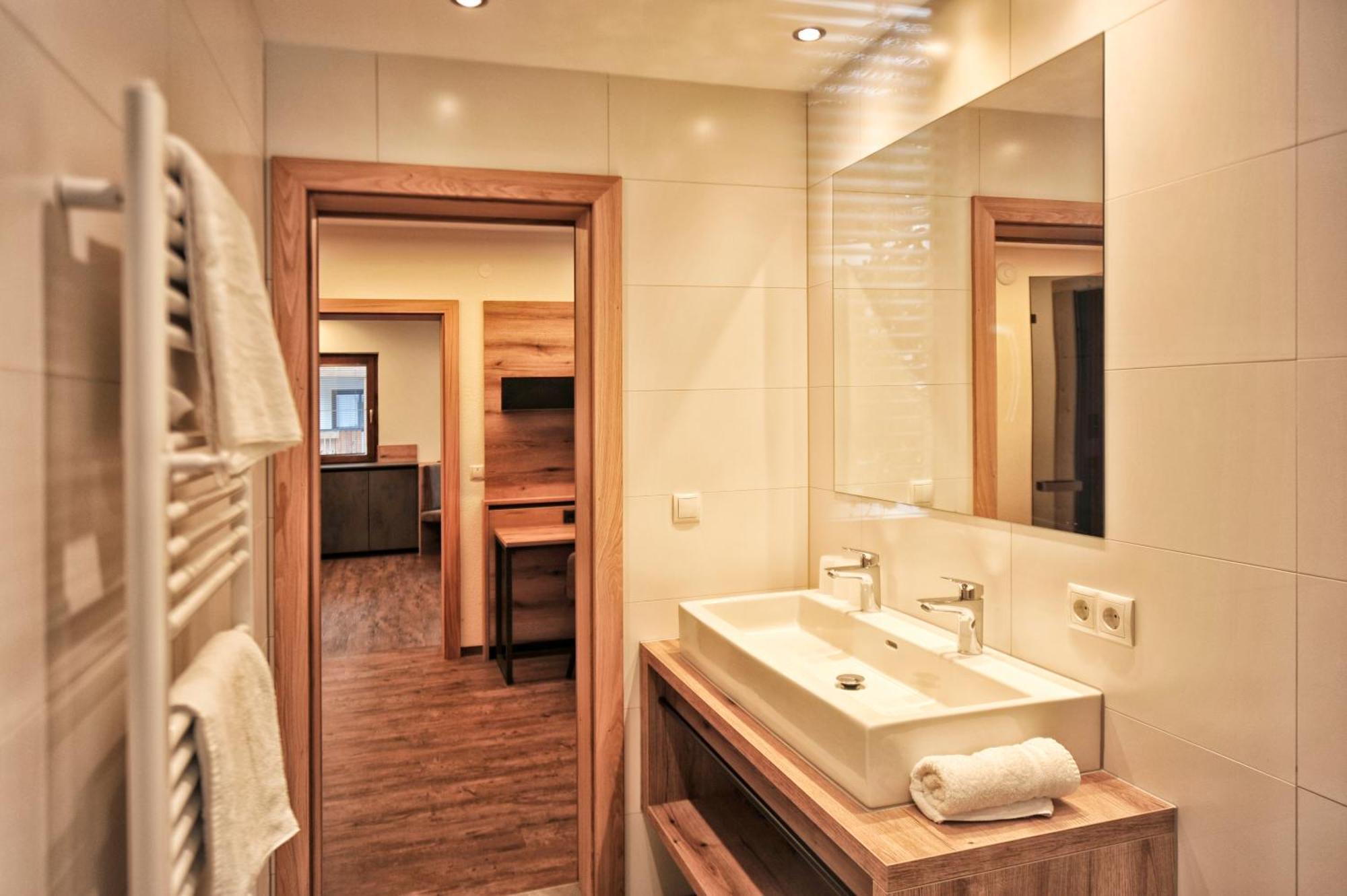 Haus Enzian Apartment Fiss Bagian luar foto