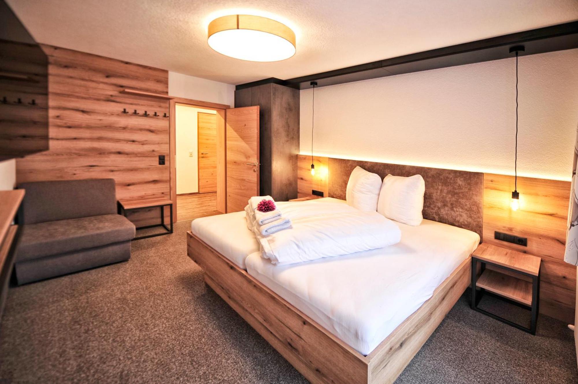 Haus Enzian Apartment Fiss Bagian luar foto