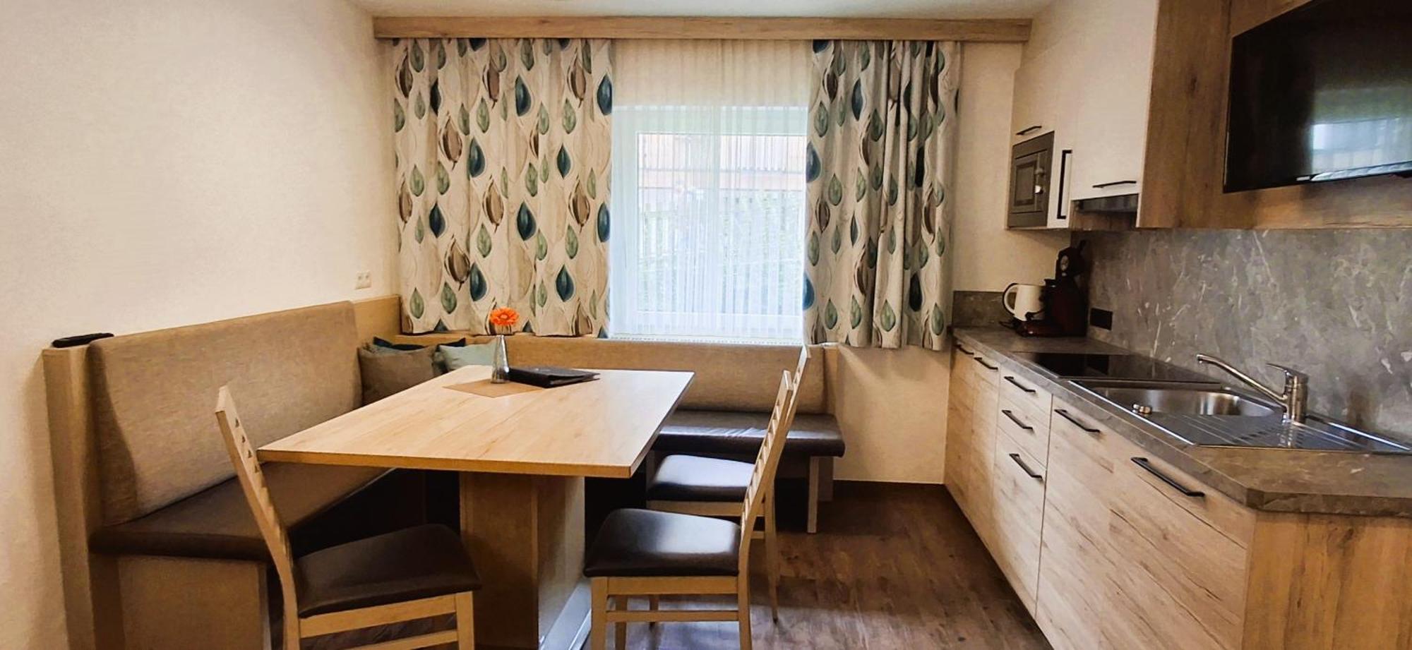 Haus Enzian Apartment Fiss Bagian luar foto